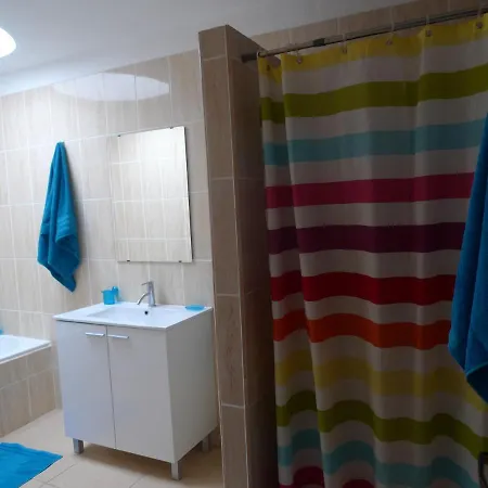 Pool Side 2 Bed Link With Free Wifi. Superb Golf, Sea & Mountain Views.