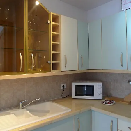 Pool Side 2 Bed Link With Free Wifi. Superb Golf, Sea & Mountain Views. *