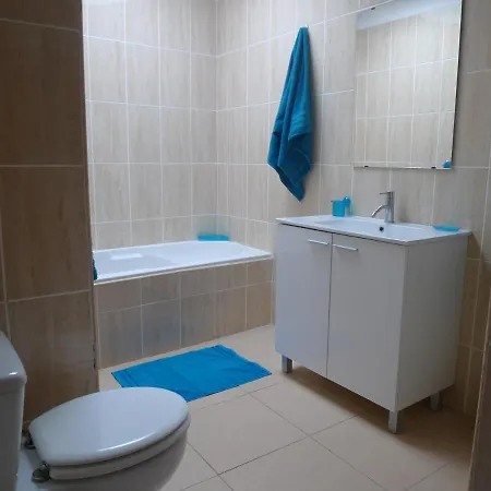 Pool Side 2 Bed Link With Free Wifi. Superb Golf, Sea & Mountain Views. *